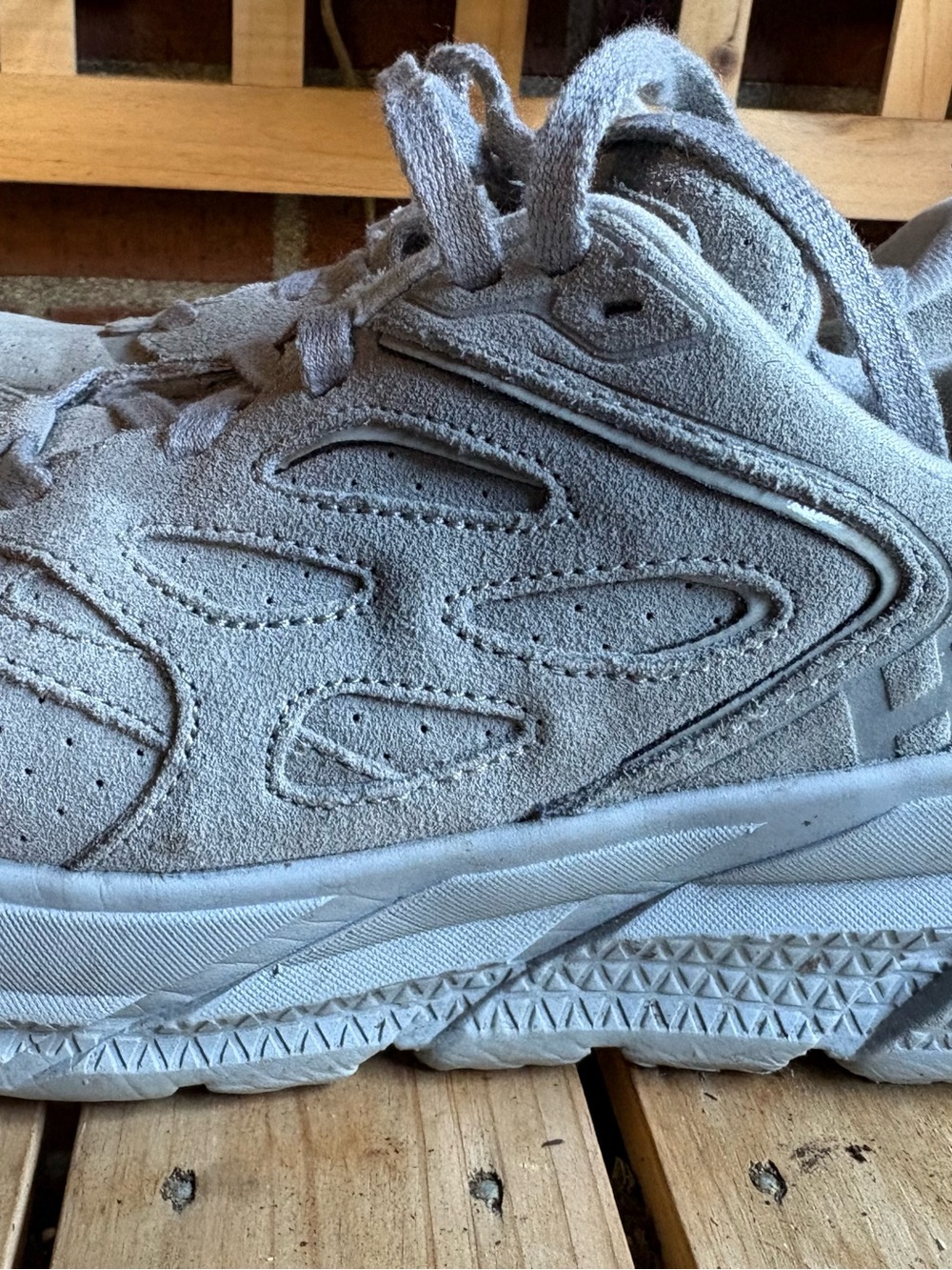 HOKA unisex Clifton in Limestone - Picture 2 of 5